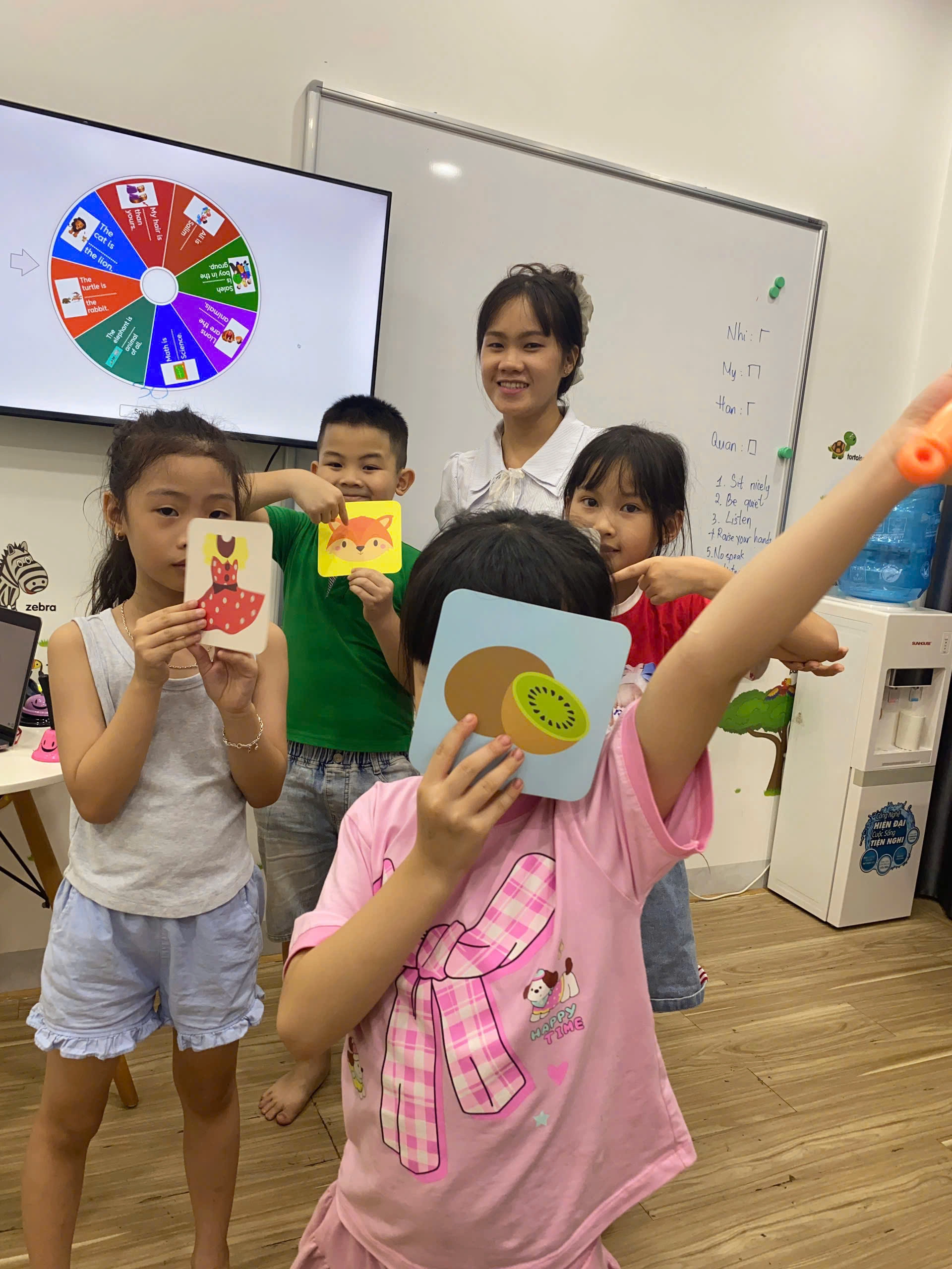 Học tiếng Anh cho bé 7–10 tuổi tại Hana English